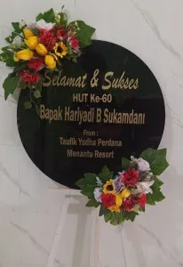 Papan Akrilik Ucapan Ulang Tahun Landak