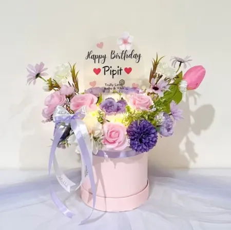 Bloom Box Akrilik Ucapan Ulang Tahun Landak